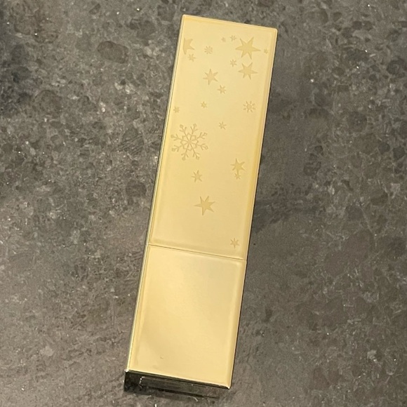 Estée Lauder Holiday Edition Color Envy Lipstick - Picture 4 of 5